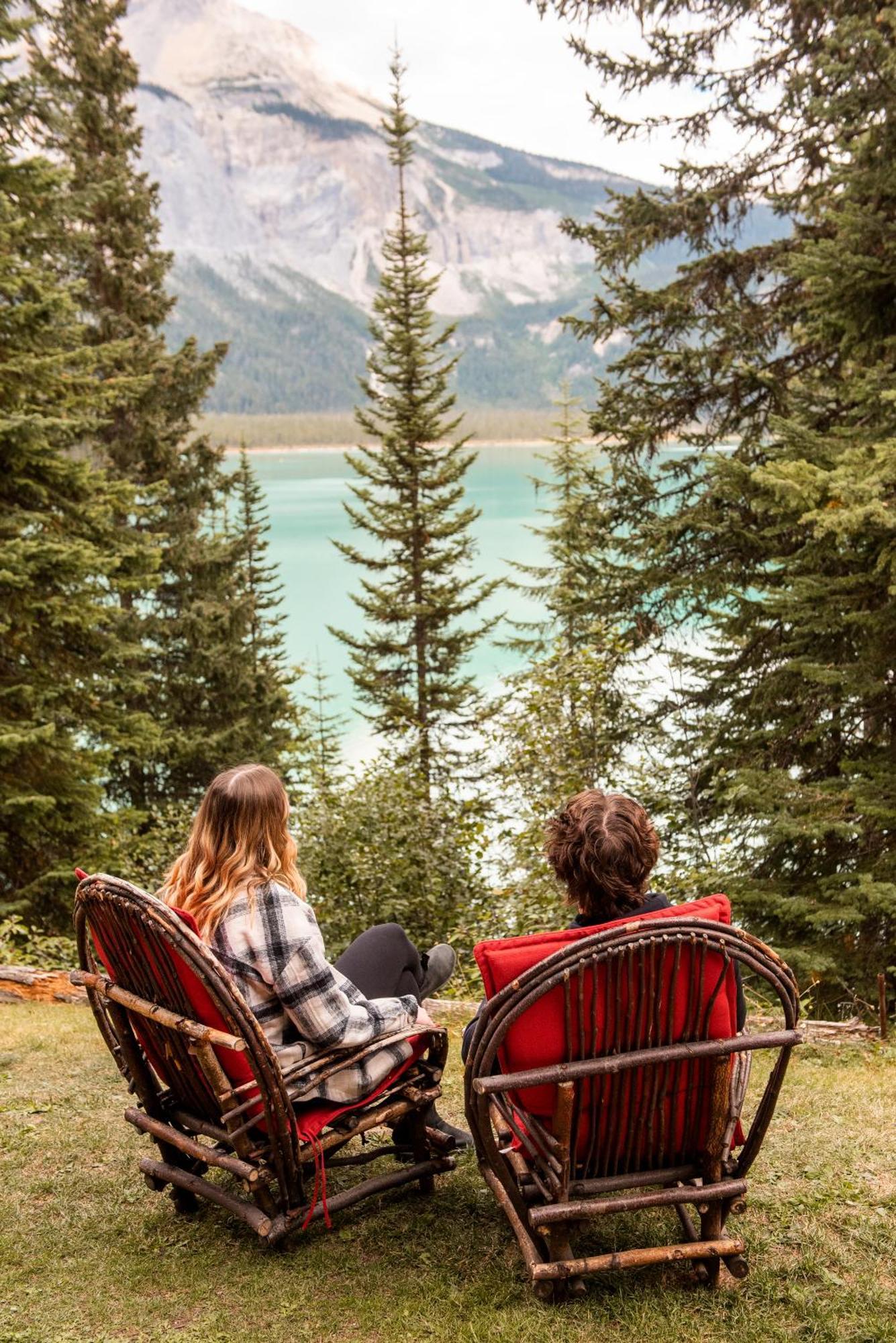 Emerald Lake Lodge Field Eksteriør bilde