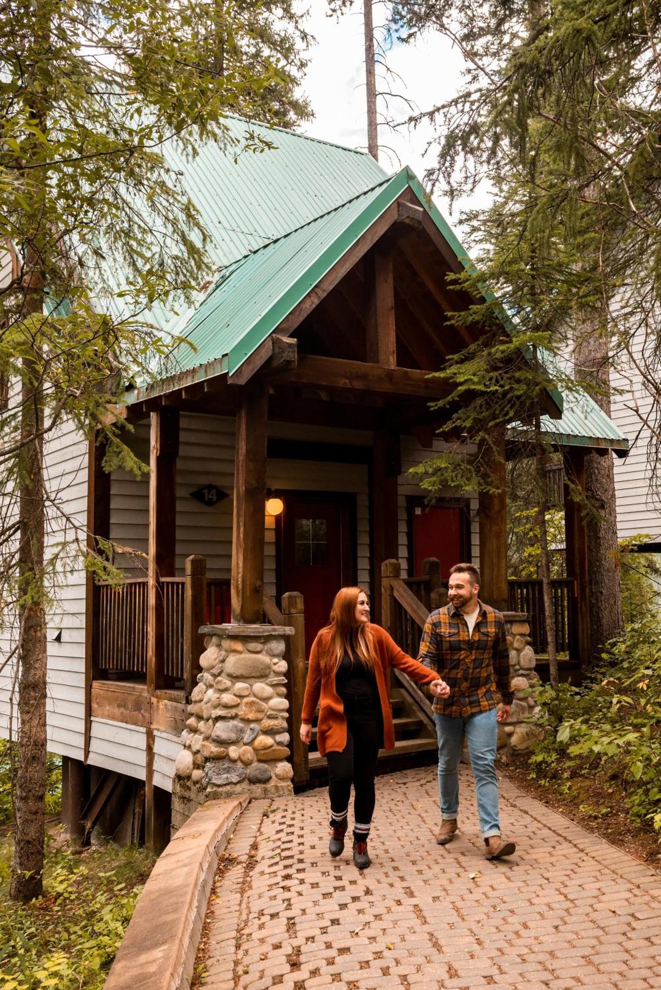 Emerald Lake Lodge Field Eksteriør bilde